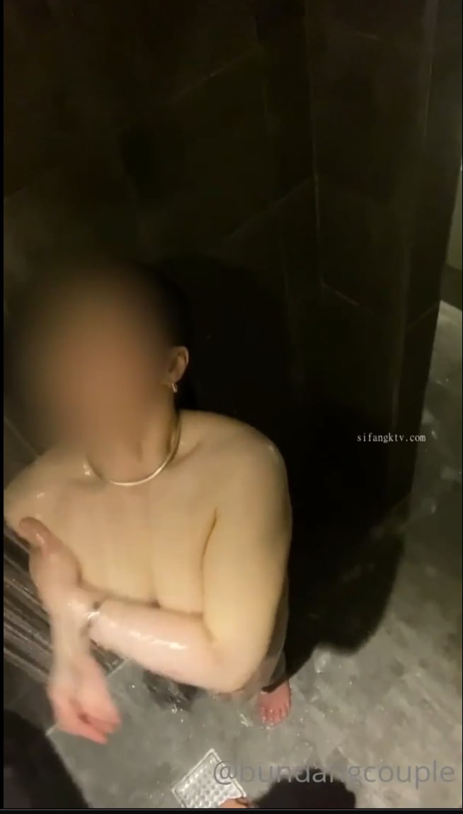 赤裸羞恥！椎名ゆな上司與妻子的衝撃浮気影像